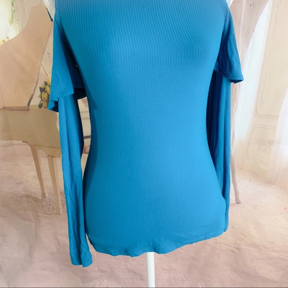 Michael Kors Ribbed Cold Shoulder Blouse - Picture 6 of 10